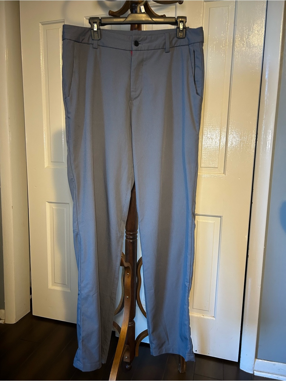 lululemon athletica Men's Gray Work to Play Pinstripe Dress Pants 34x33